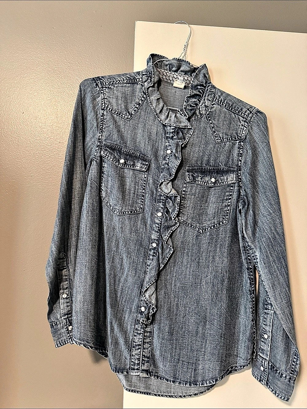 Ivy Jane Gray Denim Snap-Front Shirt Size XS Like New